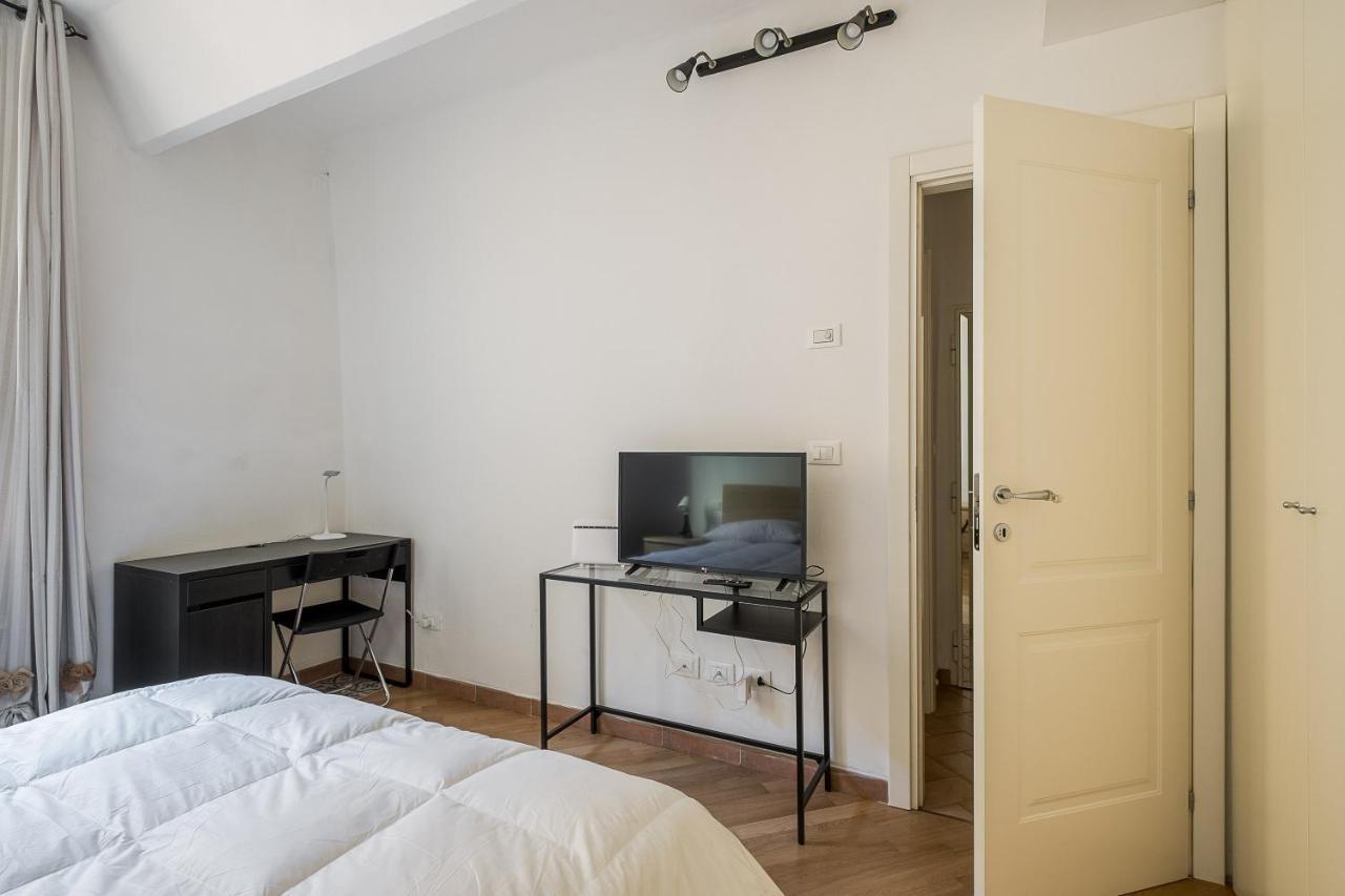 Cozy Central Apartment By Wonderful Italy Bologna Kültér fotó